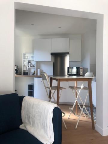 Rond Point Studio Cosy Et Central Avec Balcon 생테티엔 외부 사진
